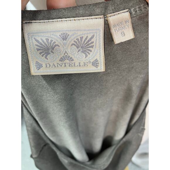 Dantelle Oil Dye Ruffle Hem Tunic‎ Top Grey Womens small Drop Waist Boho Grunge - Picture 2 of 13